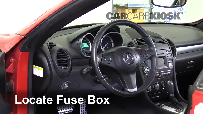 2009 Mercedes-Benz SLK300 3.0L V6 Fuse (Interior) Replace